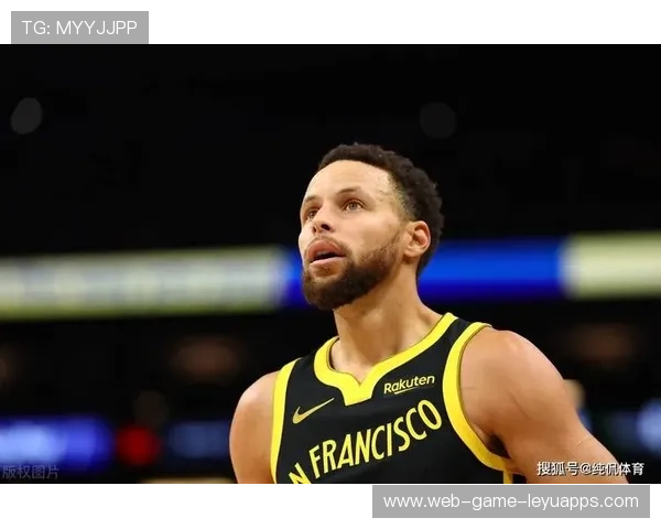 库里28分带队勇士大胜太阳，布克38分孤掌难鸣，库里8.